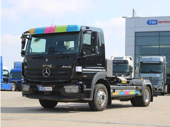 Camion ampliroll MERCEDES-BENZ Atego 1224