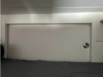Camion chevaux Volvo STX FL, FOR 6 PEOPLE, FOR TRANSPORTING FIVE HORSES, CAMERA, 2X HYDRAULIC FRONT: photos 4