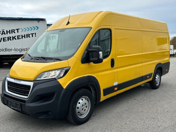 Fourgon utilitaire PEUGEOT Boxer
