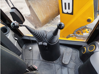 Tractopelle JCB 4cx: photos 5 Tractopelle JCB 4cx: photos 5