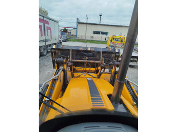 Tractopelle JCB 4cx: photos 4 Tractopelle JCB 4cx: photos 4