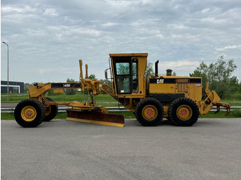 Niveleuse CATERPILLAR 140H