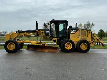 Niveleuse CATERPILLAR 140M