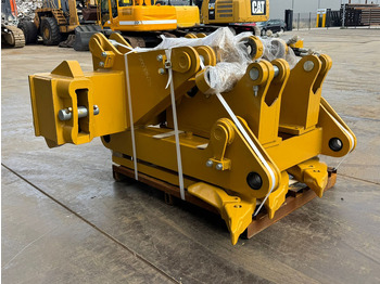 Ripper neuf Caterpillar D8T D8R D8N Multishank Ripper (forged shanks): photos 3 Ripper neuf Caterpillar D8T D8R D8N Multishank Ripper (forged shanks): photos 3