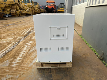 Groupe électrogène neuf Giga power PLD12000SE 10 kVA silent generator: photos 4