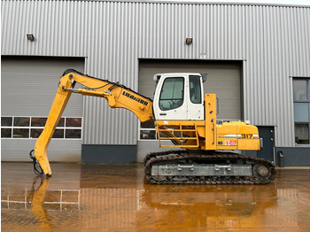 Pelle de manutention LIEBHERR R 317