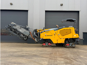 Travaux routiers WIRTGEN