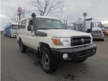 Voiture Toyota Land Cruiser HZJ78L 4WD EXPORT OUT EU ONLY: photos 3