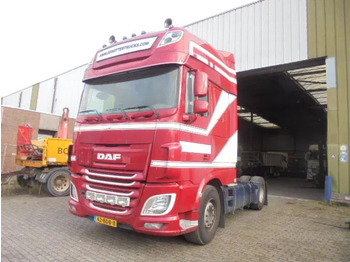 Tracteur routier DAF XF 510