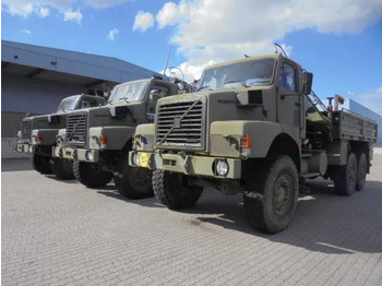 Camion plateau VOLVO N10