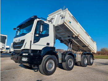 Camion benne IVECO X-WAY