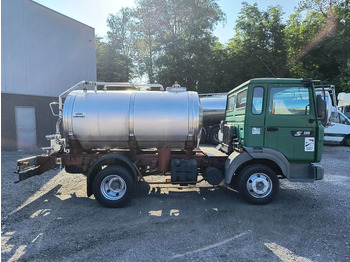 Renault Midliner S135 - ONLY 54 400KM - SMALL TANK 3680L INSULATED INOX en leasing occasion Renault Midliner S135 - ONLY 54 400KM - SMALL TANK 3680L INSULATED INOX: photos 4 Renault Midliner S135 - ONLY 54 400KM - SMALL TANK 3680L INSULATED INOX en leasing occasion Renault Midliner S135 - ONLY 54 400KM - SMALL TANK 3680L INSULATED INOX: photos 4