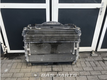 Radiateur MERCEDES-BENZ Antos