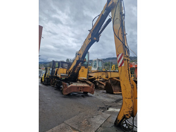 Pelle de manutention LIEBHERR A924C 675-10581 (2002): photos 3 Pelle de manutention LIEBHERR A924C 675-10581 (2002): photos 3