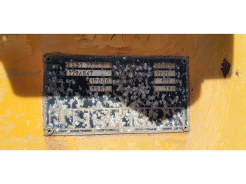 Chargeuse sur pneus LIEBHERR L531 N/S: 279/647: photos 4