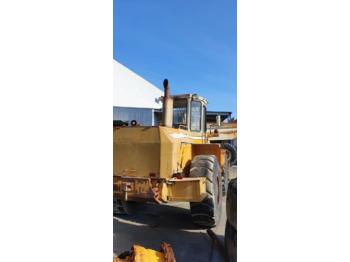 Chargeuse sur pneus LIEBHERR L531 N/S: 279/647: photos 3
