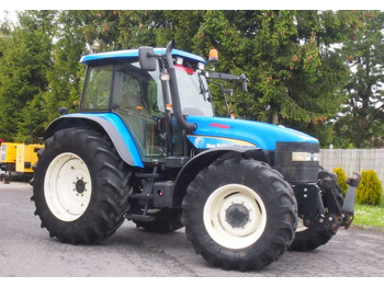 Tracteur agricole NEW HOLLAND TM