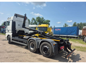 Camion ampliroll MAN TGX 26.460