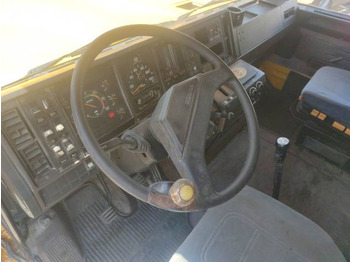 Tracteur routier Scania T112: photos 5