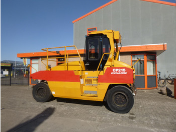 Compacteur à pneus HITACHI