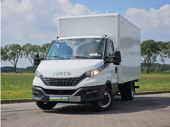 Fourgon grand volume IVECO Daily 35c16