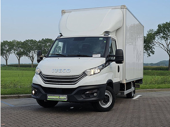 Fourgon grand volume IVECO Daily 35s18