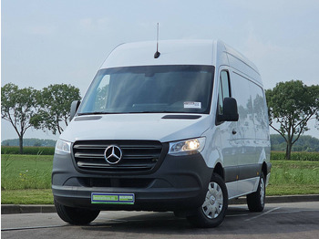 Fourgon utilitaire MERCEDES-BENZ Sprinter 317