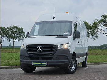Fourgon utilitaire MERCEDES-BENZ Sprinter 319