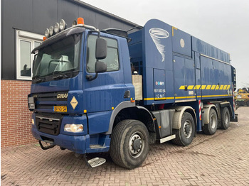 Camion hydrocureur GINAF