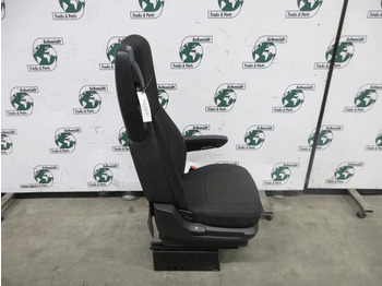 Siège pour Camion DAF 2104712 BIJRIJDER STOEL DAF XF CF MODEL 2020 NIET LUCHTGEVEERD: photos 2 Siège pour Camion DAF 2104712 BIJRIJDER STOEL DAF XF CF MODEL 2020 NIET LUCHTGEVEERD: photos 2