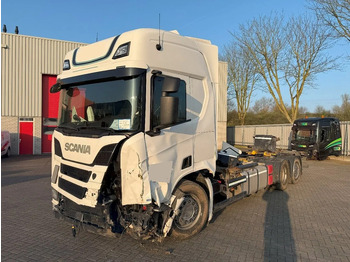 Camion porte-conteneur/ Caisse mobile SCANIA R 450