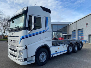 Volvo FH4-500 / 8X2 / VEB+ / DYNAMIC STEERING / FULL-AIR / 2XLIFT+LENKACHSE / TOP CONDITION / ONLY:488030KM / AUTOMATIC / EURO-6 / 201 en leasing occasion Volvo FH4-500 / 8X2 / VEB+ / DYNAMIC STEERING / FULL-AIR / 2XLIFT+LENKACHSE / TOP CONDITION / ONLY:488030KM / AUTOMATIC / EURO-6 / 201: photos 2