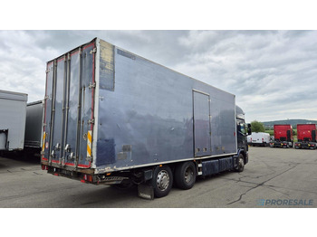 SCANIA R124 LB 6X2 EURO 3 - skříňový + hydraulické čelo en leasing occasion SCANIA R124 LB 6X2 EURO 3 - skříňový + hydraulické čelo: photos 3