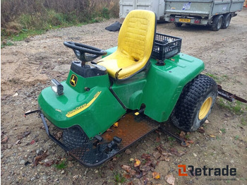 Machine agricole JOHN DEERE