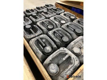 Huile moteur et produits d'entretien auto