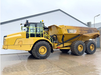 Tombereau articulé CATERPILLAR 745