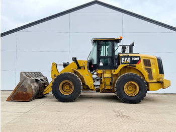 Chargeuse sur pneus CATERPILLAR 950M