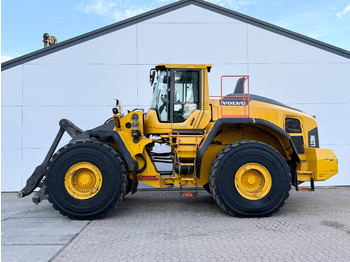 Chargeuse sur pneus VOLVO L220H
