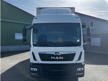 Camion à rideaux coulissants MAN TGL 8.220: photos 2
