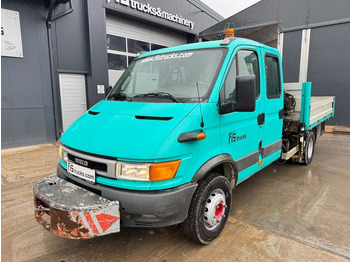 Utilitaire plateau IVECO Daily