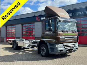 Camion porte-conteneur/ Caisse mobile DAF CF 65 220