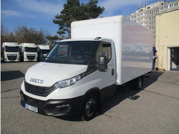 Fourgon grand volume IVECO Daily 35c16