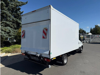 Fourgon grand volume Iveco 35C16 Daily: photos 4