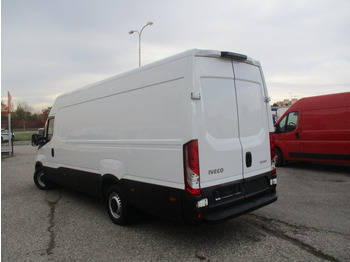 Fourgon utilitaire Iveco Daily 35S16: photos 4 Fourgon utilitaire Iveco Daily 35S16: photos 4