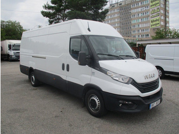 Fourgon utilitaire Iveco Daily 35S16: photos 3