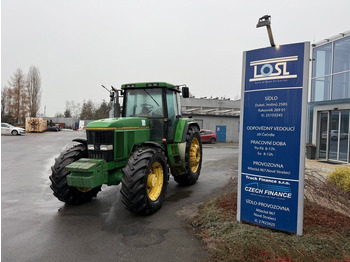 Tracteur agricole JOHN DEERE 7800