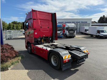 Tracteur routier Mercedes-Benz 1848 Actros Gigaspace: photos 5 Tracteur routier Mercedes-Benz 1848 Actros Gigaspace: photos 5