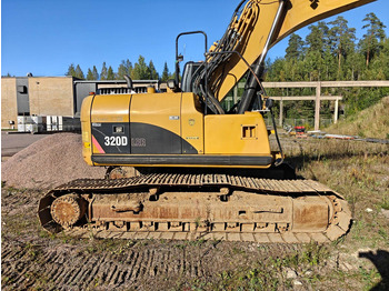 Pelle sur chenille CATERPILLAR 320D