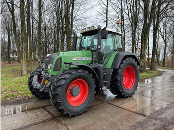 Tracteur agricole Fendt 712 vario tms Com3