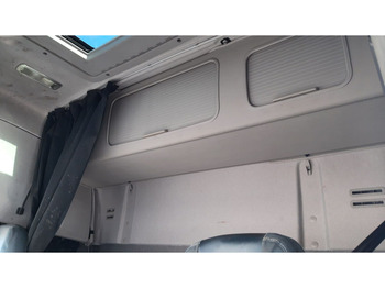 Camion à rideaux coulissants Volvo FM 370: photos 5